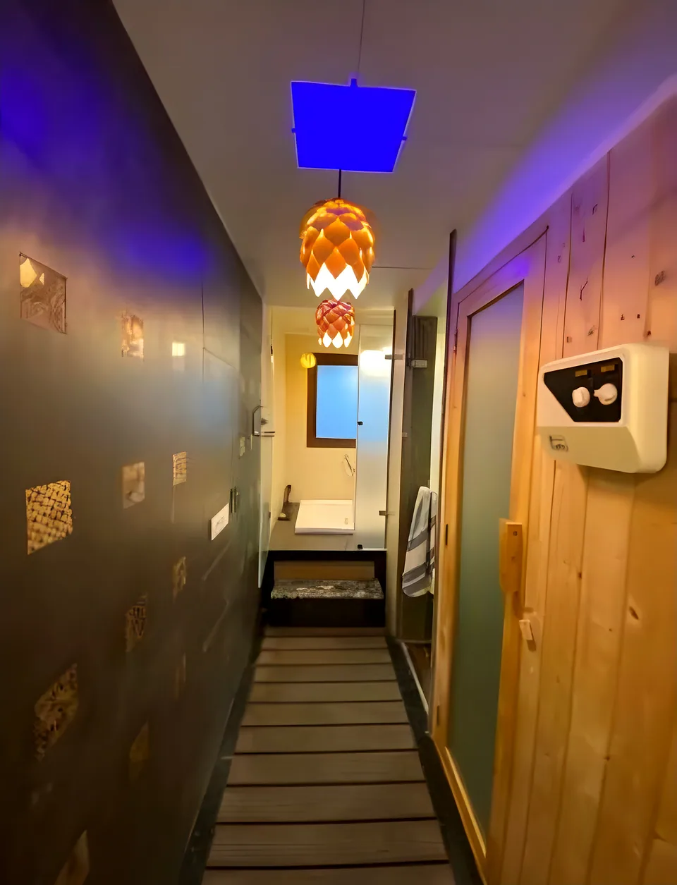 Spa entrance