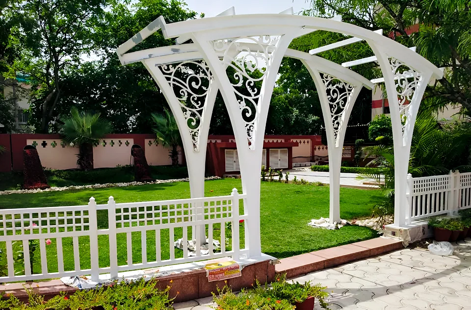 Steel Formations & Garden Structures