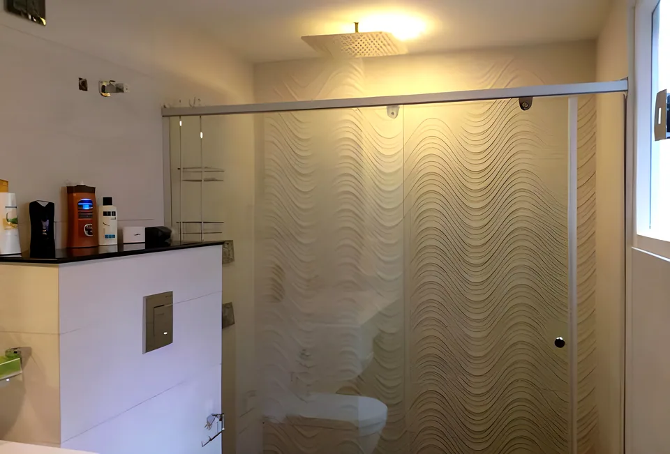 Bathing cubicle