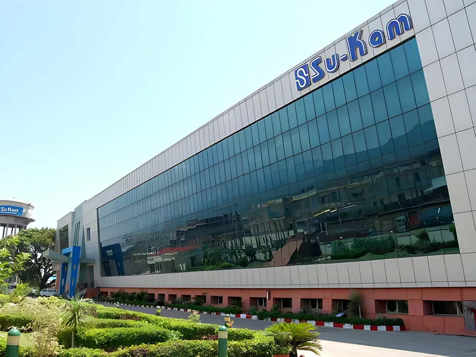 Glass façade as built